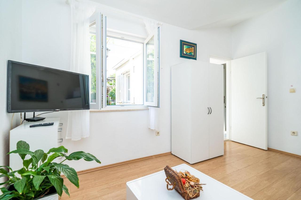 Apartments Vulicevic Dubrovnik Bagian luar foto