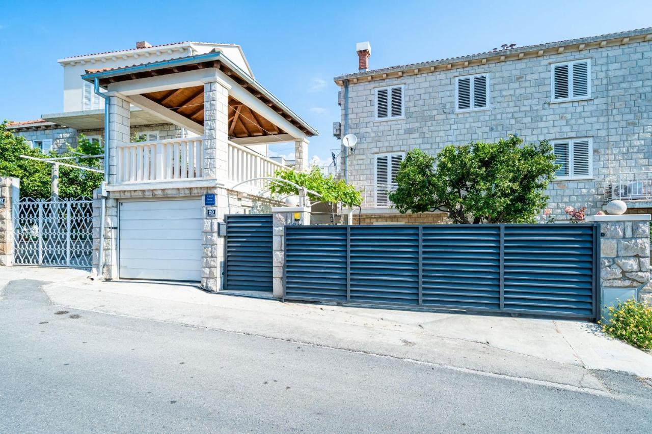 Apartments Vulicevic Dubrovnik Bagian luar foto