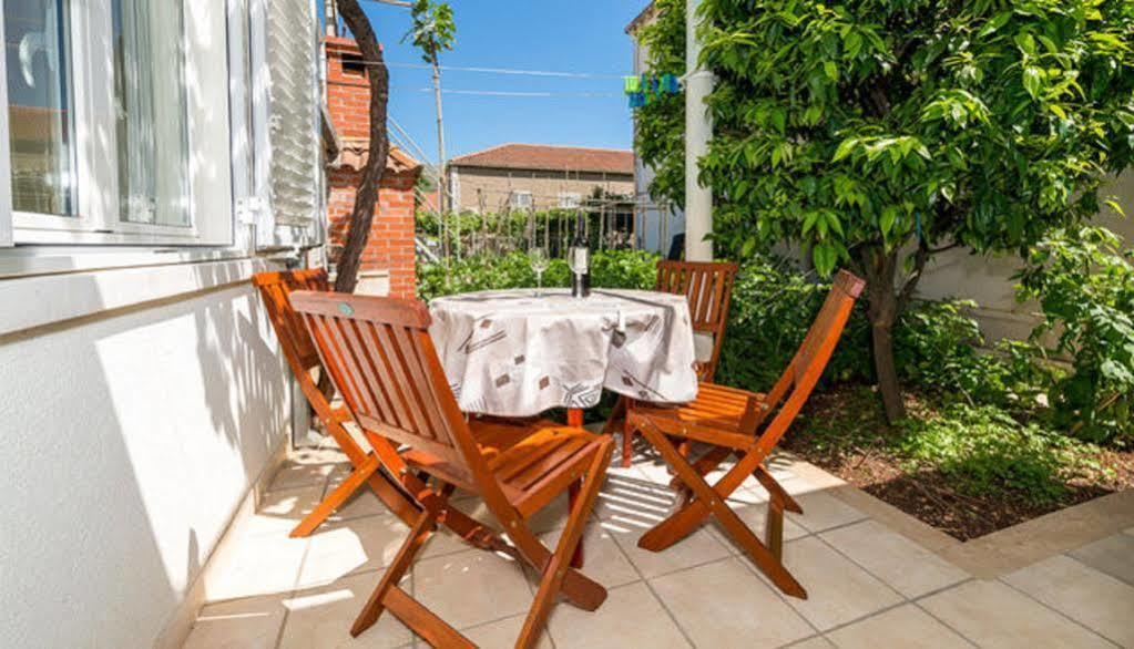 Apartments Vulicevic Dubrovnik Bagian luar foto
